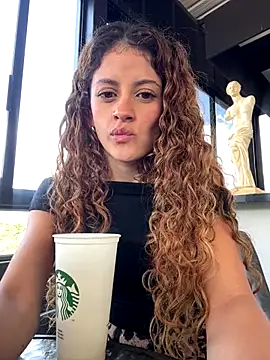 alana15 online show from 6, 10, 2025