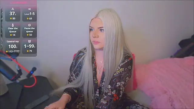 Snapshot of ParadiseRose chatting on 25, 10, 2025 ParadiseRose online show from 25, 10, 2025