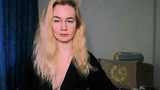 xxxcharismaaa online show from 13, 12, 2024