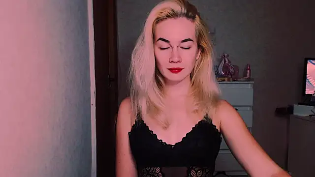 xxxcharismaaa online show from 22, 10, 2025