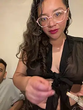 Vivi Kvsh online show from 11, 4, 2026