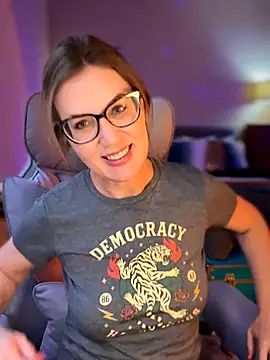 MaiseKnox online show from 17, 4, 2026