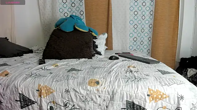 BlowMommy  online show from 10, 2, 2025