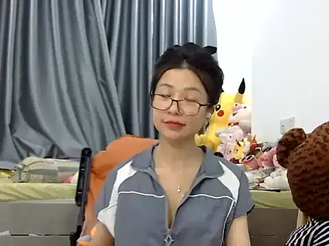 Cute Ruby01 online show from 1, 3, 2025