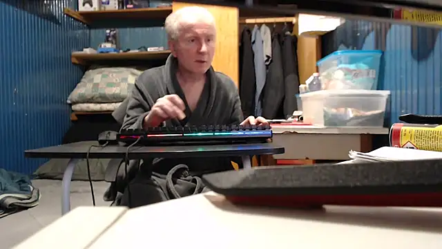 Vgy67Z95 online show from 14, 10, 2025