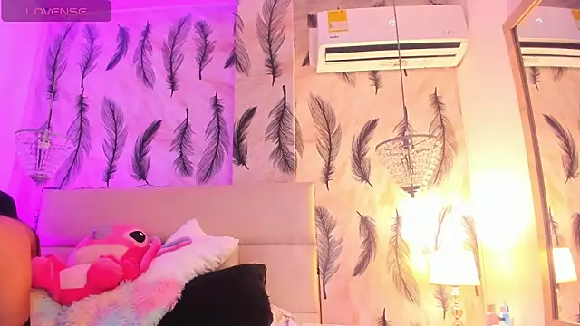 Vivi prinncess online show from 4, 12, 2025