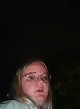 Snapshot of Fiona0705 chatting on 28, 9, 2025 Fiona0705 online show from 28, 9, 2025