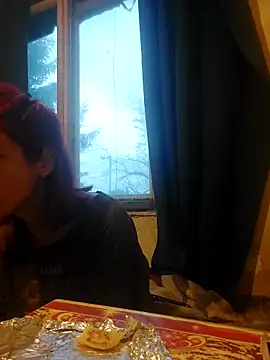 JoLeNe27 online show from 7, 5, 2026