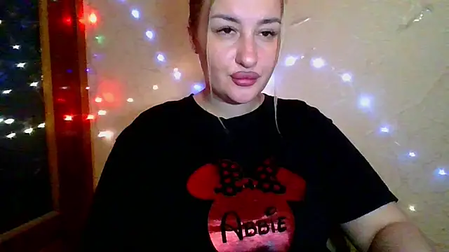 Mandy Belcher online show from 8, 10, 2025