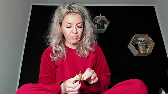 Alesys69 online show from 11, 11, 2025