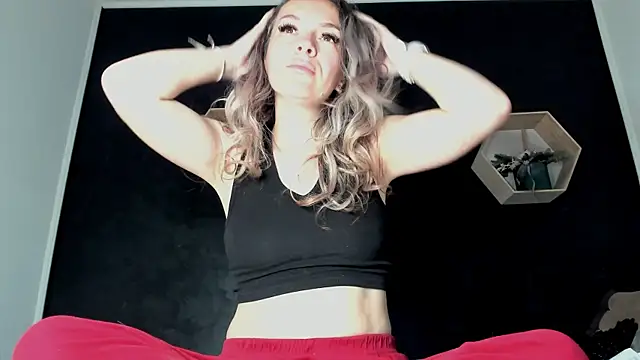 Snapshot of Alesys69 chatting on 24, 5, 2026 Alesys69 online show from 24, 5, 2026