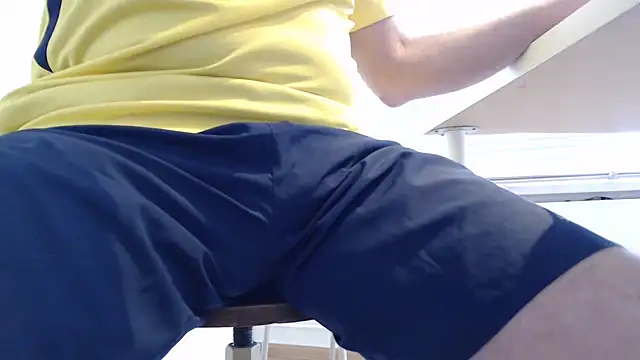 papiculo86 online show from 5, 3, 2025