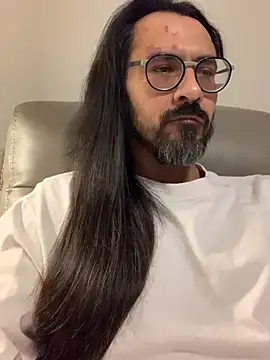 Youreherewithme online show from 22, 2, 2025