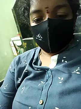 Snapshot of teddy-143 chatting on 2, 12, 2025 teddy-143 online show from 2, 12, 2025