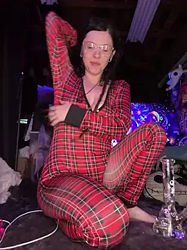 Snapshot of BlaizeyBBy chatting on 6, 5, 2026 BlaizeyBBy online show from 6, 5, 2026