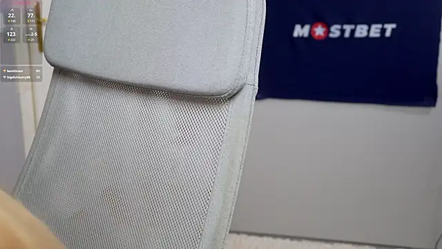 foxeslovefoxes online show from 21, 12, 2024