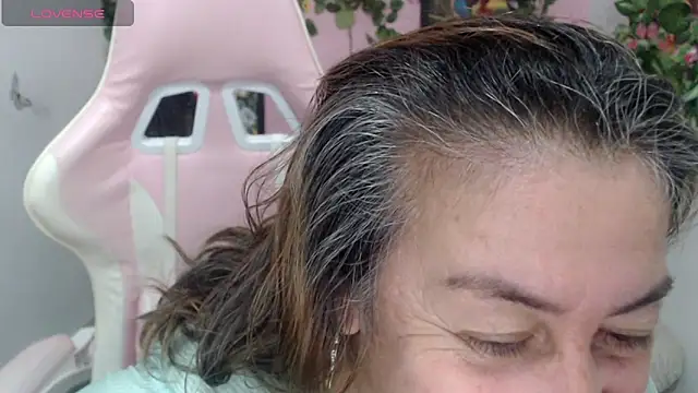 stepmother 105 online show from 5, 12, 2025