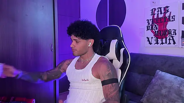 Alessandro Vanni online show from 15, 4, 2026