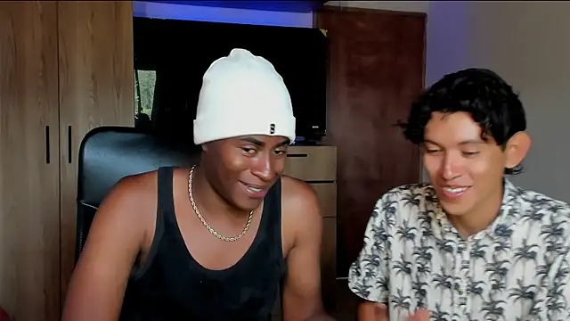 Snapshot of CrissBrownxxx chatting on 18, 5, 2026 CrissBrownxxx online show from 18, 5, 2026