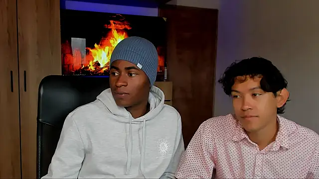 Snapshot of CrissBrownxxx chatting on 7, 6, 2026 CrissBrownxxx online show from 7, 6, 2026