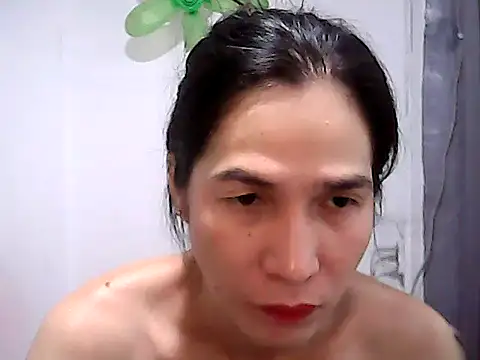 Snapshot of BigDickTrans chatting on 29, 4, 2026 BigDickTrans online show from 29, 4, 2026