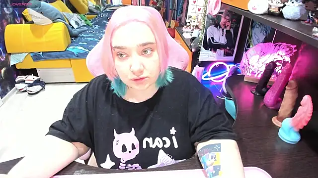 Softie Sofy online show from 3, 3, 2026