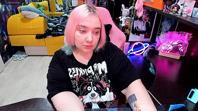 Snapshot of Softie_Sofy chatting on 27, 4, 2026 Softie Sofy online show from 27, 4, 2026