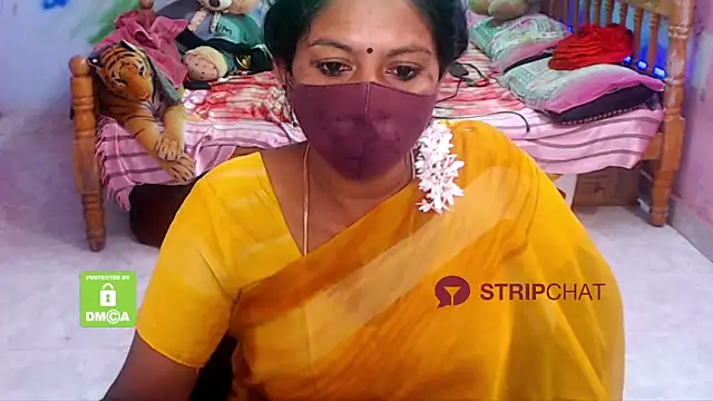 Snapshot of Novapol chatting on 6, 12, 2024 Novapol online show from 6, 12, 2024