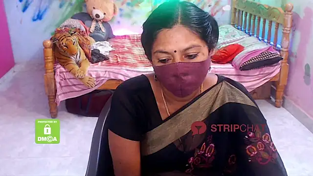 Snapshot of Novapol chatting on 12, 12, 2024 Novapol online show from 12, 12, 2024