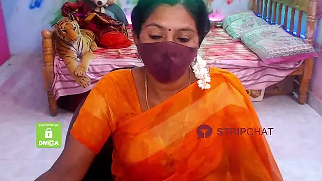 Snapshot of Novapol chatting on 14, 12, 2024 Novapol online show from 14, 12, 2024