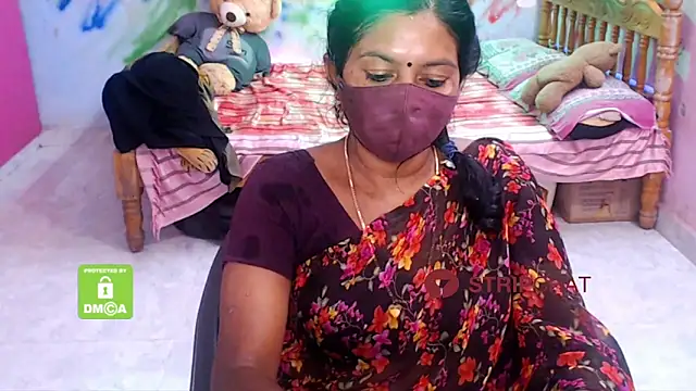 Snapshot of Novapol chatting on 3, 1, 2025 Novapol online show from 3, 1, 2025