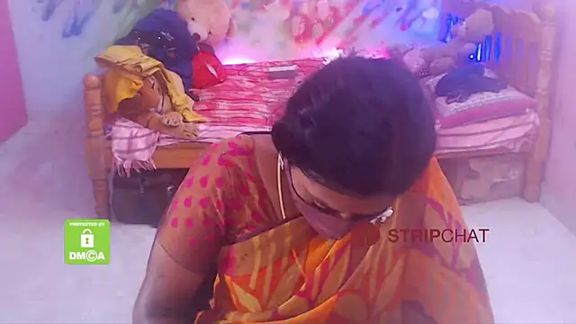 Snapshot of Novapol chatting on 1, 2, 2025 Novapol online show from 1, 2, 2025