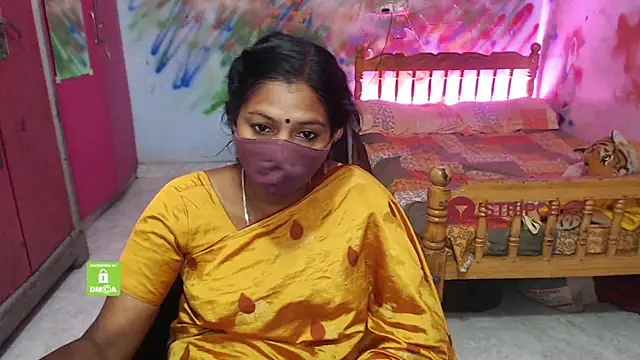 Snapshot of Novapol chatting on 1, 10, 2025 Novapol online show from 1, 10, 2025