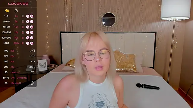 Snapshot of bellatip chatting on 5, 3, 2025 bellatip online show from 5, 3, 2025