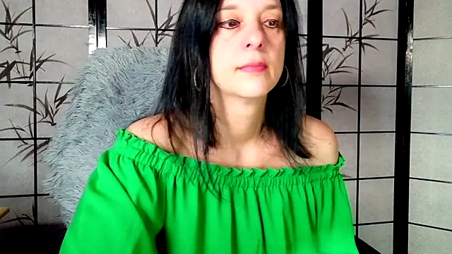 Snapshot of _Sweetlonglips_ chatting on 14, 1, 2026 Sweetlonglips online show from 14, 1, 2026