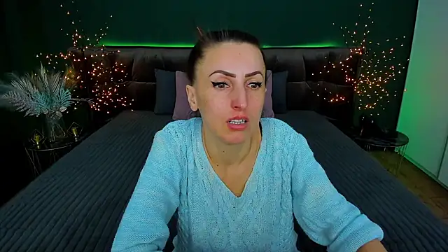 Rebecca Diamond online show from 11, 2, 2025