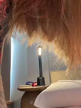 curchez  online show from 9, 9, 2025