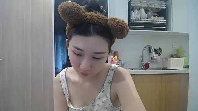 Snapshot of Asiagirll chatting on 11, 6, 2026 Asiagirll online show from 11, 6, 2026