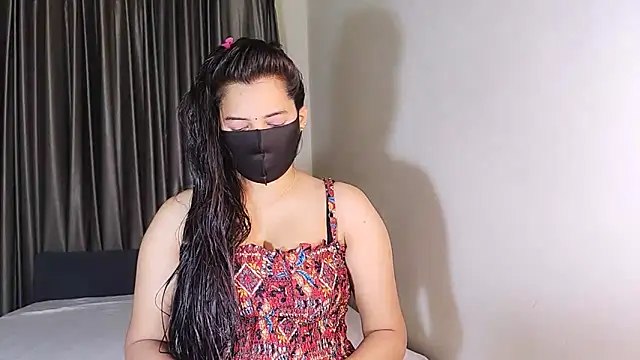 Snapshot of YourLovelyQueen chatting on 24, 1, 2025 YourLovelyQueen online show from 24, 1, 2025