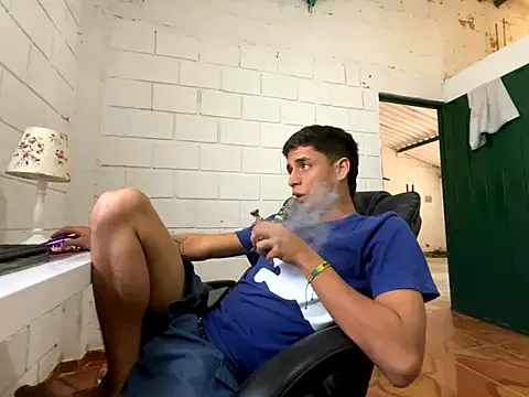 Max TheHorseDick online show from 24, 11, 2025