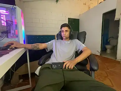 Max TheHorseDick online show from 18, 3, 2026