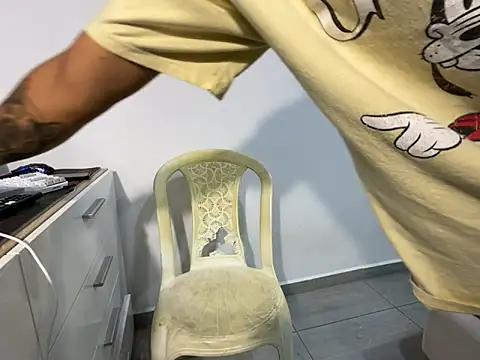 Snapshot of Max_TheHorseDick chatting on 3, 5, 2026 Max TheHorseDick online show from 3, 5, 2026