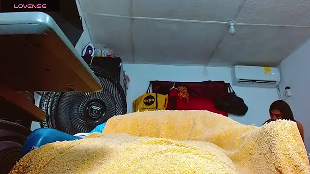 THAKIANYSBIGCOCK online show from 23, 10, 2025