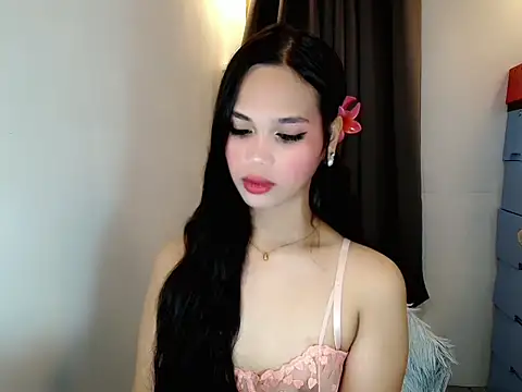 Snapshot of Webcumcutie chatting on 25, 4, 2026 Webcumcutie online show from 25, 4, 2026