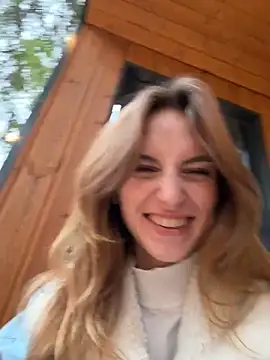 Snapshot of -AngelAri- chatting on 22, 5, 2026 -AngelAri- online show from 22, 5, 2026