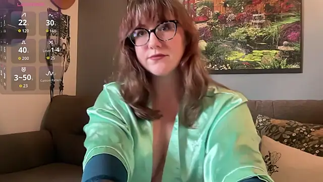 Snapshot of kurvy_kitten_xo chatting on 2, 12, 2025 kurvy kitten xo online show from 2, 12, 2025