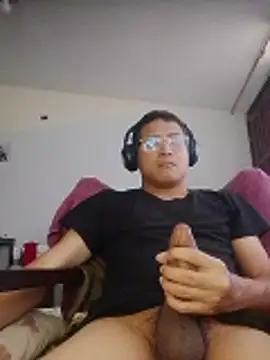 Mghty-cockl88 online show from 19, 2, 2026