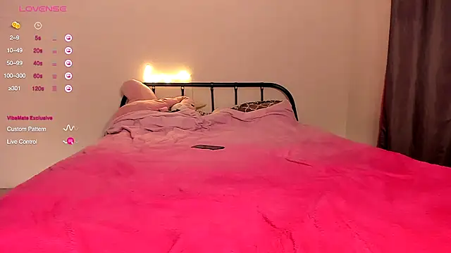 Milena joline online show from 5, 12, 2025