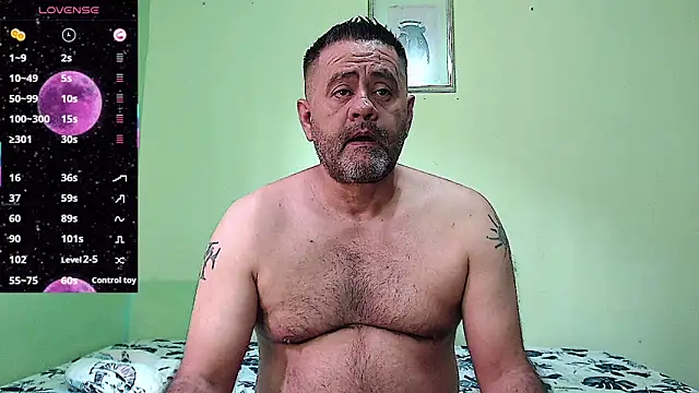 Snapshot of daddy_mao chatting on 12, 3, 2025 daddy mao online show from 12, 3, 2025