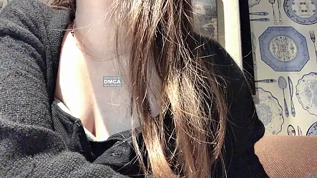 Tw Zoella online show from 3, 12, 2024